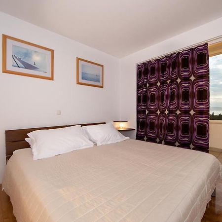Lux Apartment Tučepi Exteriör bild