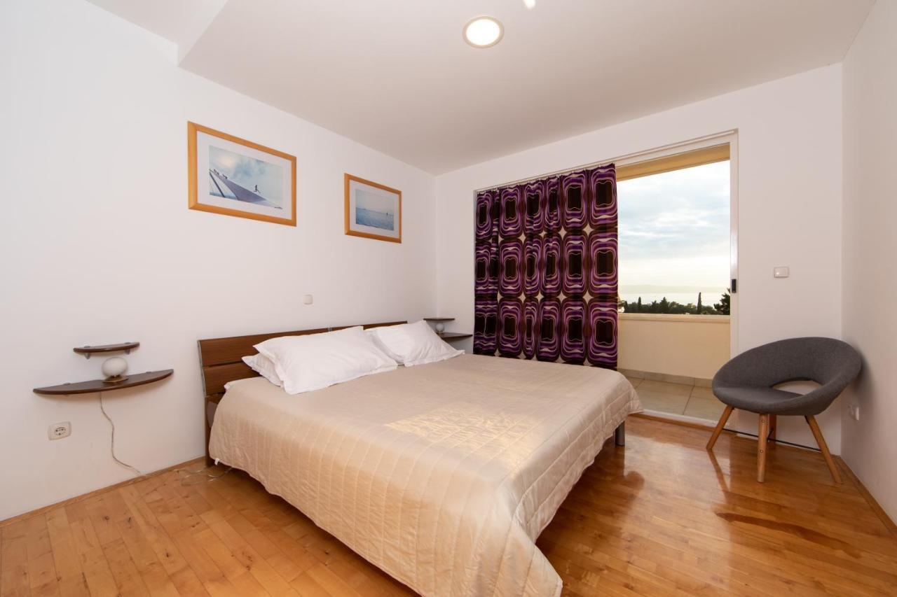 Lux Apartment Tučepi Exteriör bild
