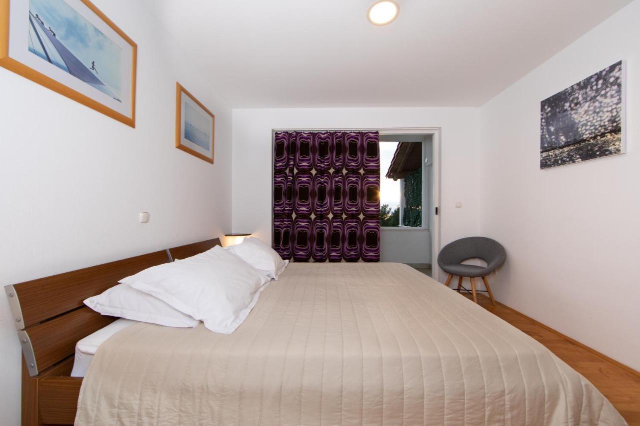 Lux Apartment Tučepi Exteriör bild