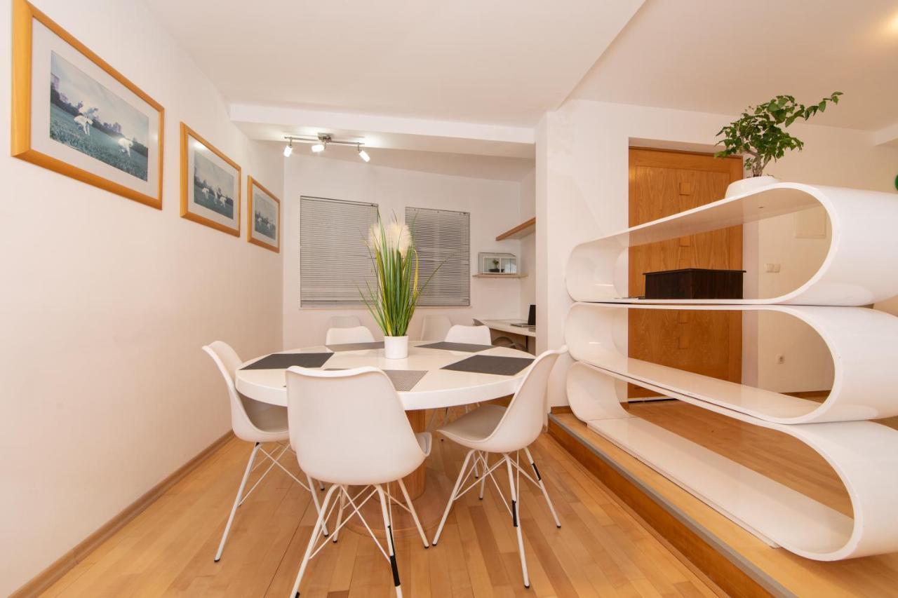 Lux Apartment Tučepi Exteriör bild